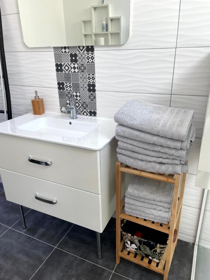 Holiday home Agreable Maison 3* En Bord De